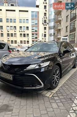 Седан Toyota Camry 2021 в Києві