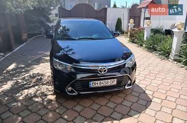Седан Toyota Camry 2017 в 