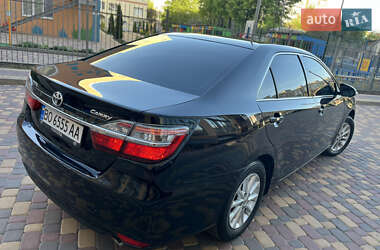 Седан Toyota Camry 2014 в 