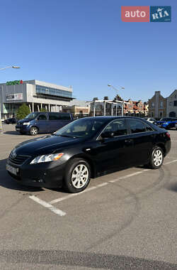 Седан Toyota Camry 2008 в Киеве