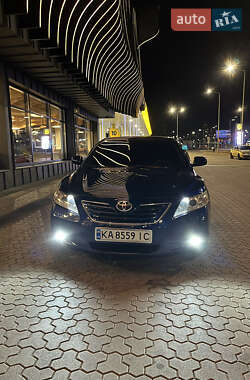 Седан Toyota Camry 2007 в 