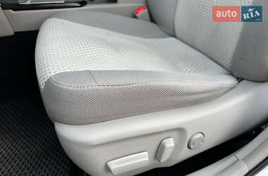 Седан Toyota Camry 2014 в 