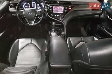 Седан Toyota Camry 2019 в 