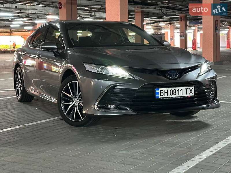 Toyota Camry 2023