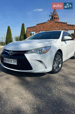 Седан Toyota Camry 2016 в Одессе