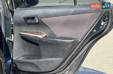 Седан Toyota Camry 2016 в 