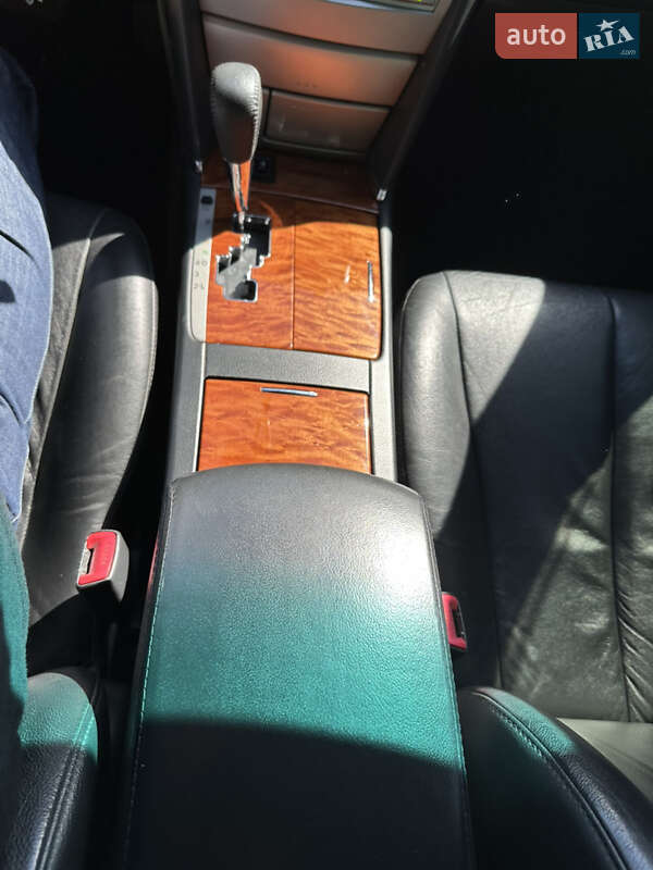 Седан Toyota Camry 2008 в Кривом Роге