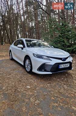 Седан Toyota Camry 2021 в Львове