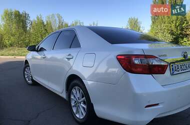 Седан Toyota Camry 2014 в 
