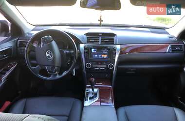 Седан Toyota Camry 2014 в 