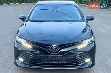 Седан Toyota Camry 2018 в 