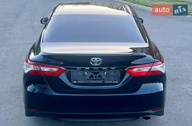 Седан Toyota Camry 2018 в 