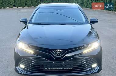Седан Toyota Camry 2018 в 