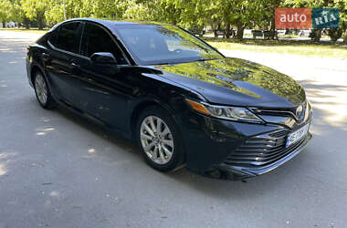 Седан Toyota Camry 2017 в 