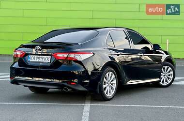 Седан Toyota Camry 2017 в 