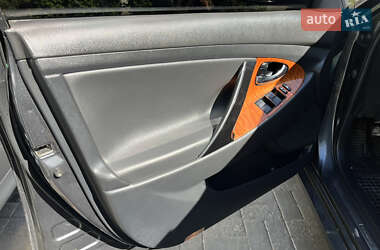 Седан Toyota Camry 2007 в 