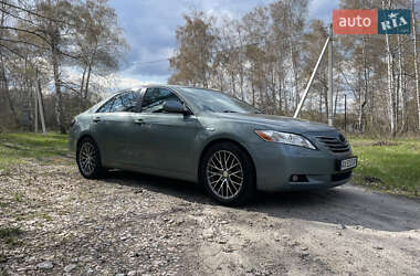 Седан Toyota Camry 2007 в Краснограде