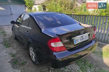 Седан Toyota Camry 2004 в Чорткові