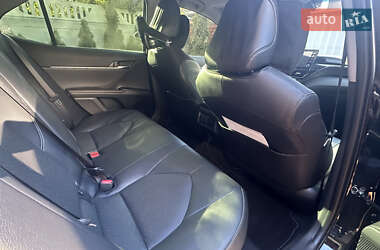 Седан Toyota Camry 2024 в 