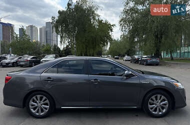 Седан Toyota Camry 2012 в 