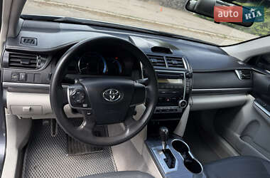 Седан Toyota Camry 2012 в 