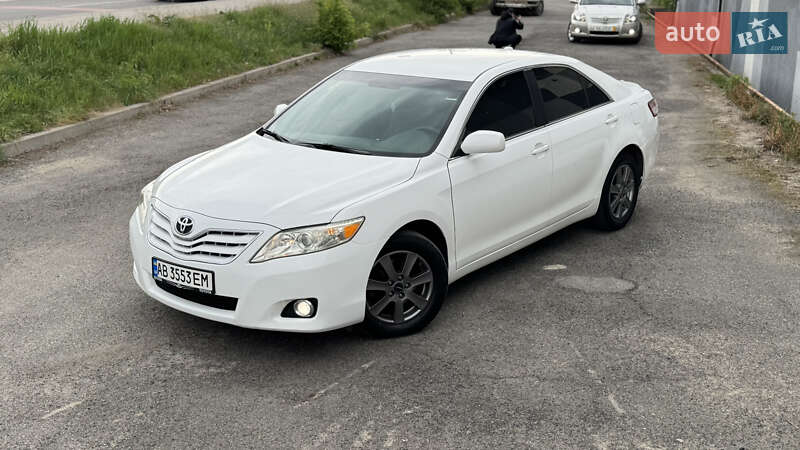 Седан Toyota Camry 2011 в Вінниці
