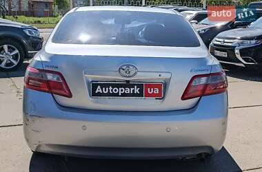 Седан Toyota Camry 2006 в 