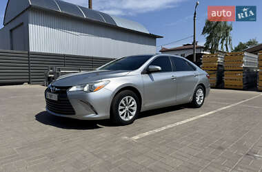 Седан Toyota Camry 2016 в Черкассах