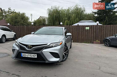 Седан Toyota Camry 2018 в 