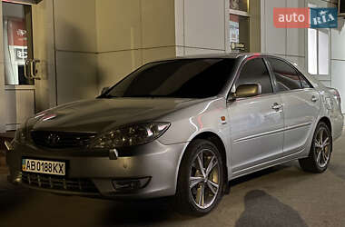 Седан Toyota Camry 2004 в Немирове