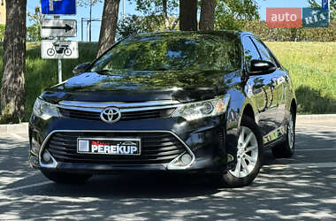 Седан Toyota Camry 2014 в Києві
