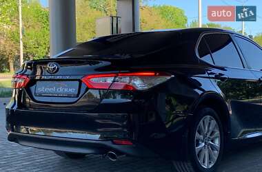 Седан Toyota Camry 2019 в 