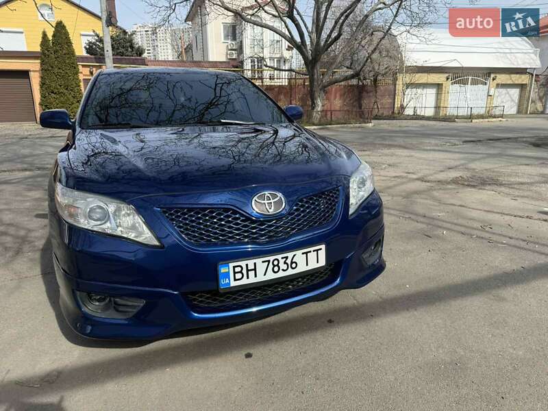 Toyota Camry 2011
