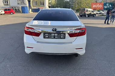 Седан Toyota Camry 2012 в 