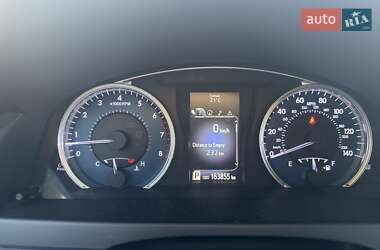 Седан Toyota Camry 2015 в 