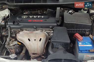 Седан Toyota Camry 2010 в 