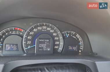 Седан Toyota Camry 2013 в 