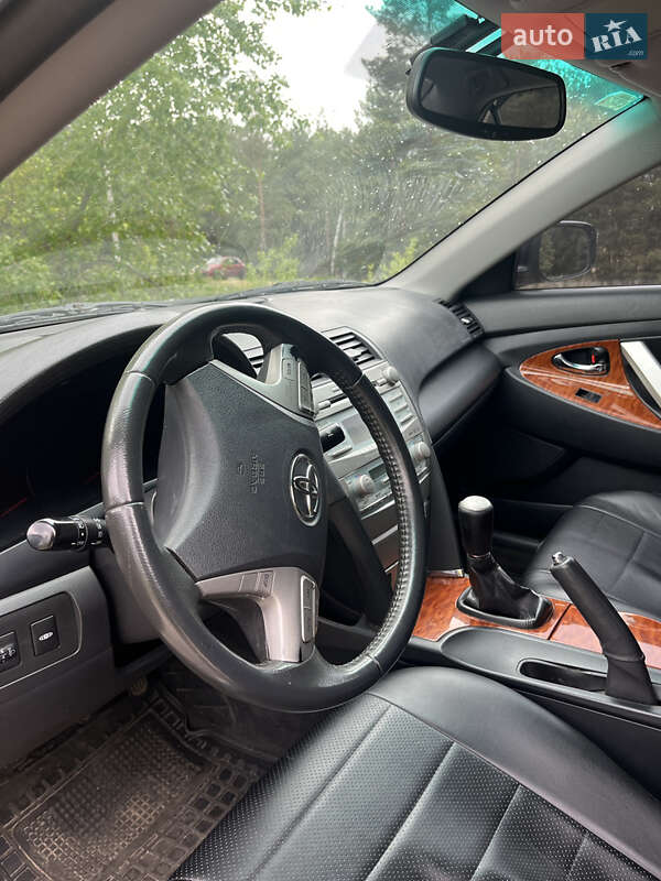 Седан Toyota Camry 2007 в Переяславе