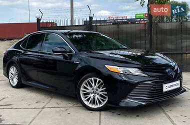 Седан Toyota Camry 2017 в Києві