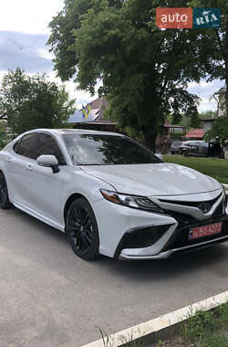 Седан Toyota Camry 2024 в Буче