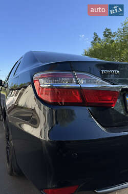 Седан Toyota Camry 2016 в 