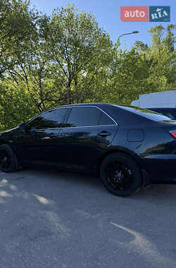 Седан Toyota Camry 2016 в 