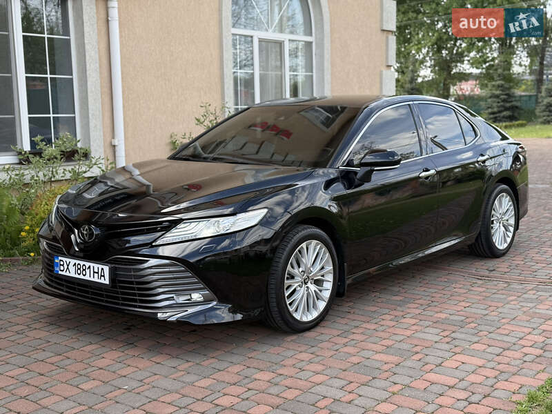 Toyota Camry 2018