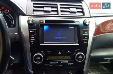Седан Toyota Camry 2013 в 