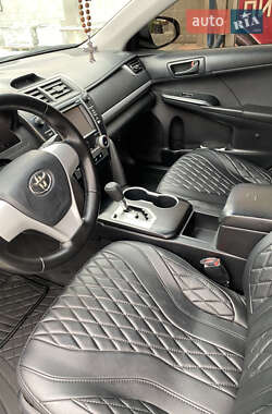 Седан Toyota Camry 2015 в 