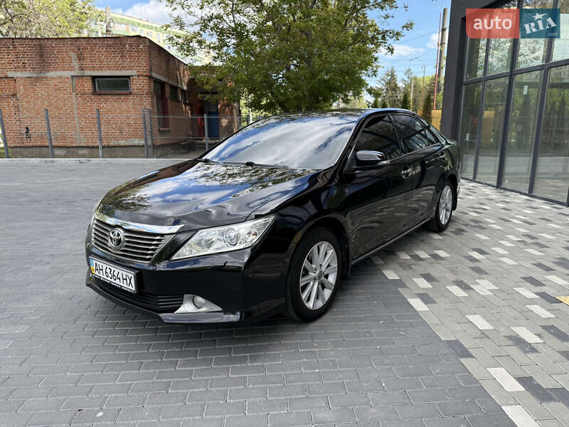 Toyota Camry 2012