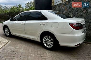 Седан Toyota Camry 2016 в 