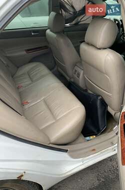 Седан Toyota Camry 2003 в 
