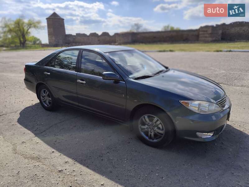Седан Toyota Camry 2006 в Белгороде-Днестровском