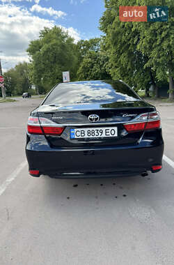 Седан Toyota Camry 2015 в 